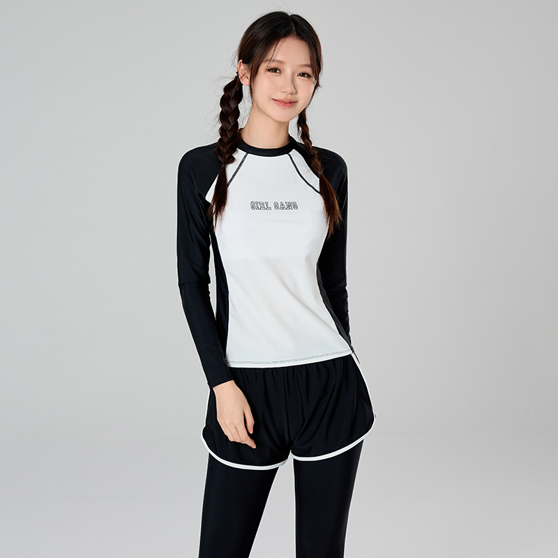 ملابس سباحة للبنات بأكمام طويل - مراجعة Rash Guard وسعره
